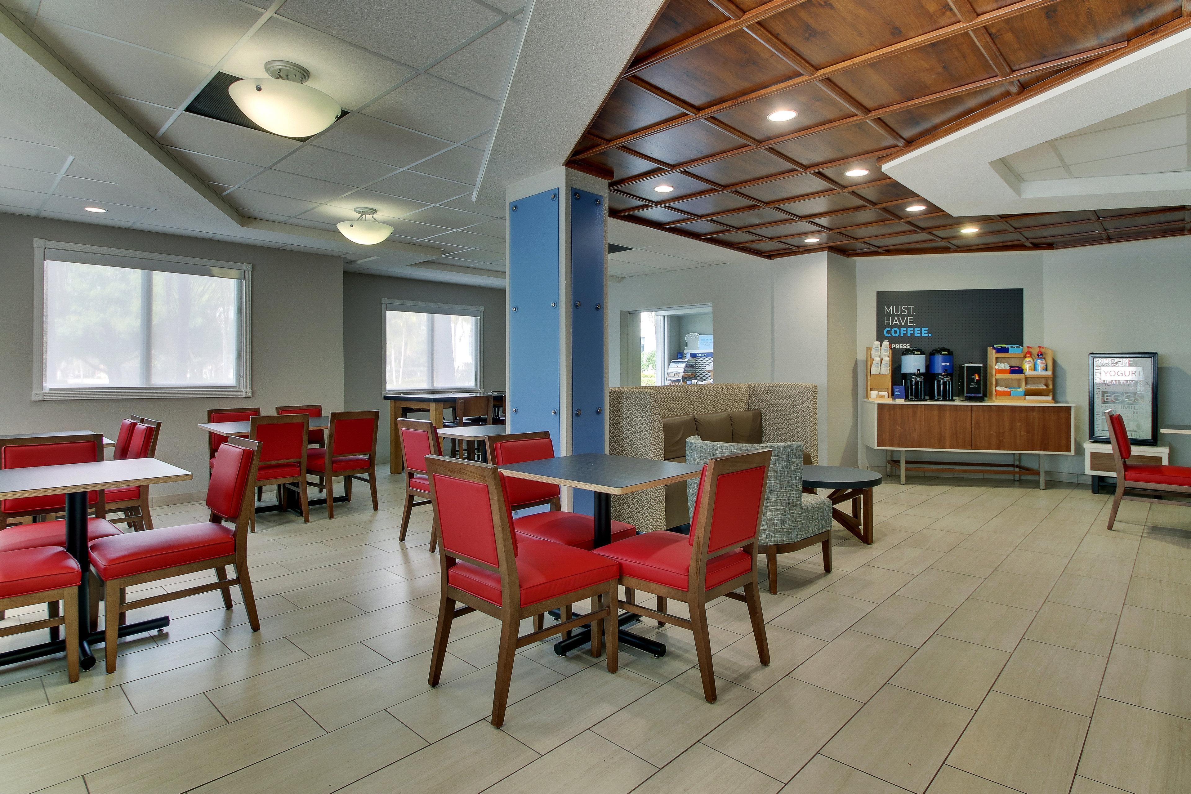 Holiday Inn Express West Palm Beach Metrocentre By Ihg Экстерьер фото